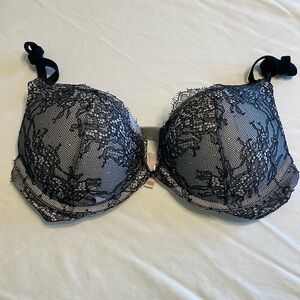 Victoria’s Secret Bombshell Plunge Bra